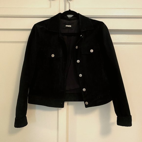 Reformation Jackets & Blazers - Reformation - Black Suede Cropped Jacket / size m